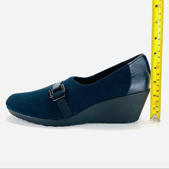 Munro Mindy Wedge Pump Size 10.5 Navy Blue Fabric & Leather Comfort Low Platform - Picture 8 of 14